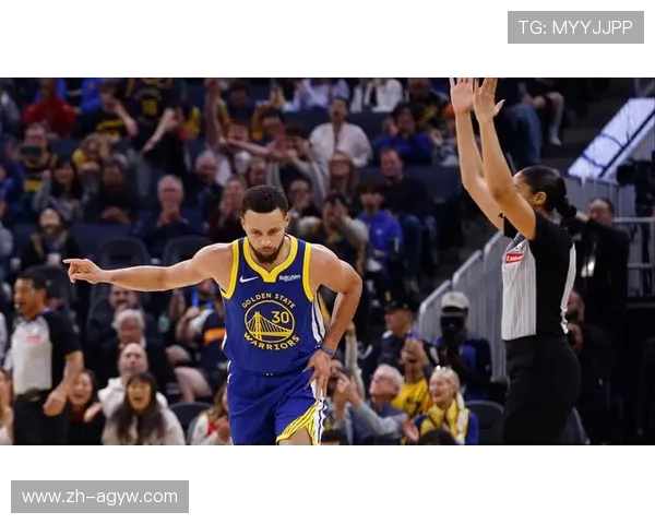 库里31神奇表现引爆赛场勇士vs国王技术统计与战术分析